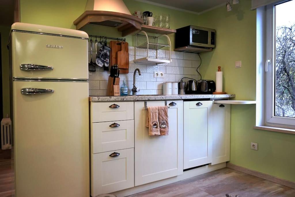 Prime 2Br/Ba Apt Next To Main Station & Olympic Center Liepaja Luaran gambar